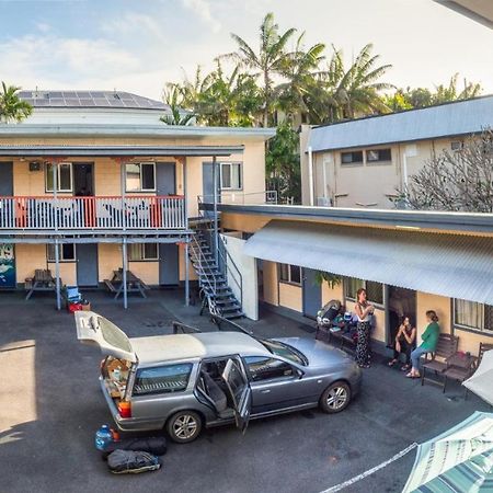 Castaways Backpackers Cairns Hostel Екстериор снимка