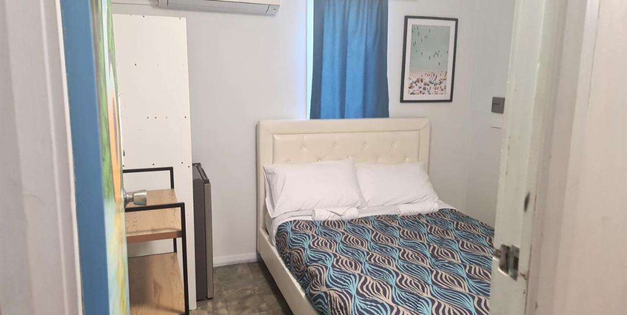 Castaways Backpackers Cairns Hostel Екстериор снимка