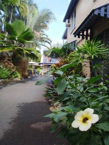 Castaways Backpackers Cairns Hostel Екстериор снимка