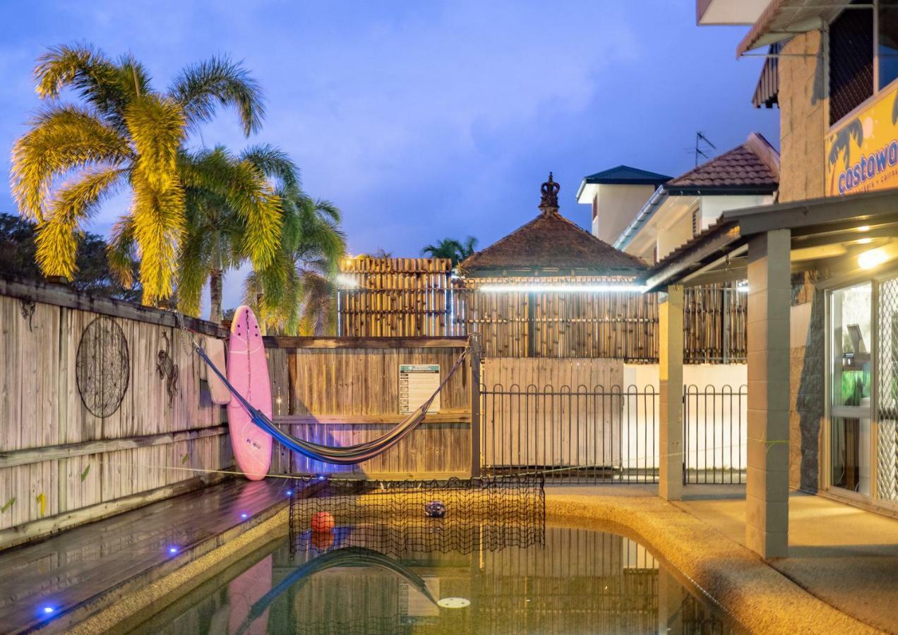 Castaways Backpackers Cairns Hostel Екстериор снимка